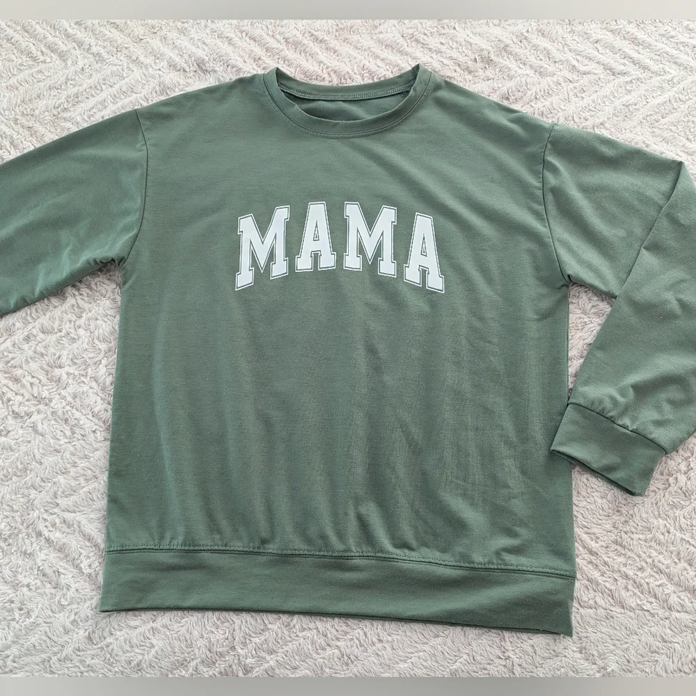 'MAMA' Sweatshirt - Picture 1 of 7